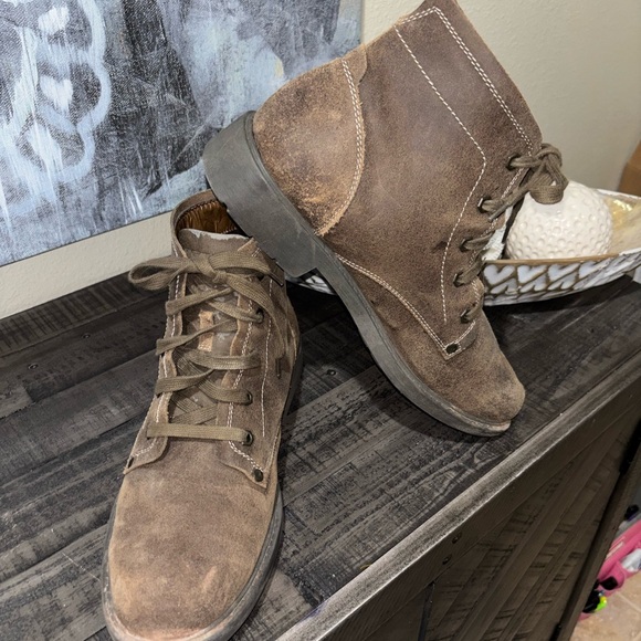 Skechers Men's brown suede chukka boots SZ 10.5 - Picture 8 of 12